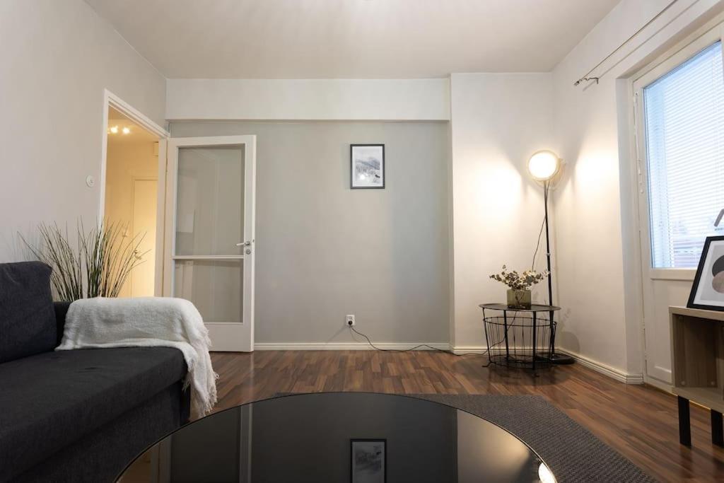 Apartament Tilava Huoneisto Helsingissa Helsinki Zewnętrze zdjęcie